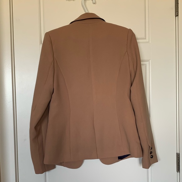 Blazer - Picture 2 of 2